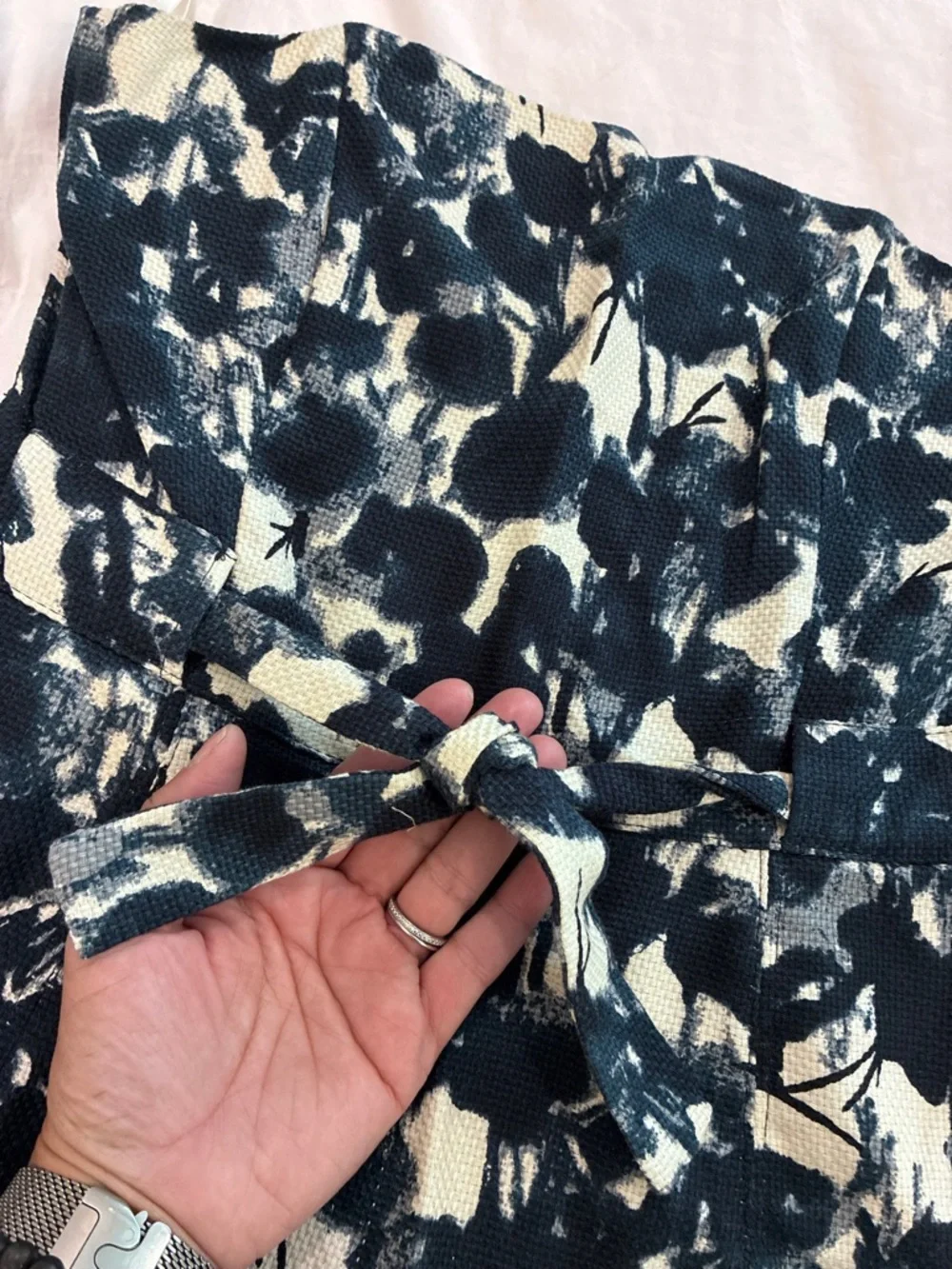 Banana Republic Navy and White Strapless Floral Sheath Dress - Picture 4 of 9